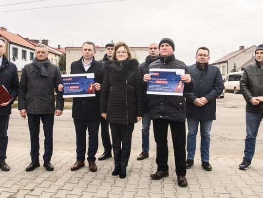 Ponad 2 mln złotych otrzymała gmina Iwaniska z Rządowego Funduszu Rozwoju Dróg