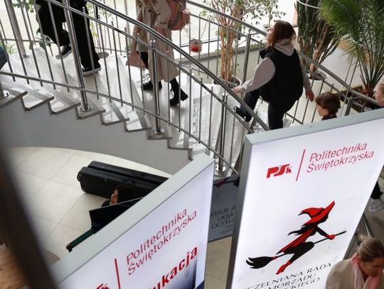 Trwają Świętokrzyskie Targi Edukacyjne w Jędrzejowie (zdjęcia)