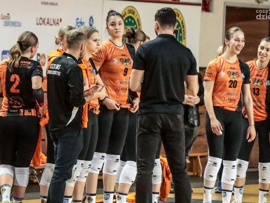 KSZO SMS Ostrowiec Świętokrzyski - MKS Bispol Paradiso Łańcut -ZDJĘCIA