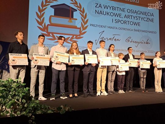 W Ostrowcu zmienią system nagradzania najzdolniejszych uczniów 