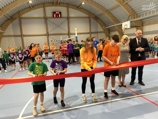 Otwarcie nowej hali sportowej w Ostrowcu Świętokrzyskim - [zdjęcia]