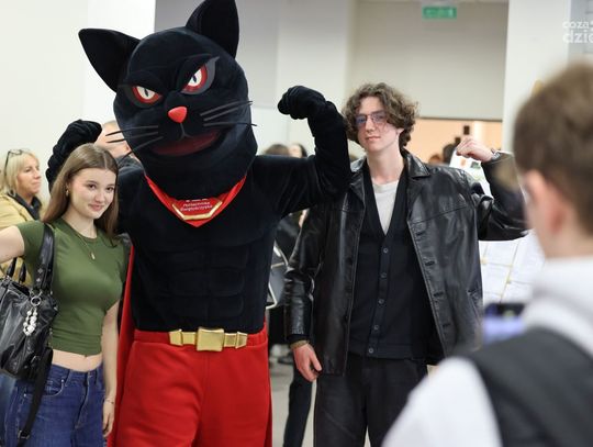 Świętokrzyskie Targi Edukacyjne w murach Politechniki Świętokrzyskiej- przyszłość zaczyna się dziś (Zdjęcia)