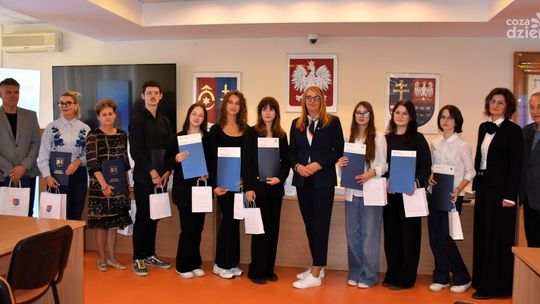 Ostrowieccy uczniowie z certyfikatami językowymi Ostrowieccy uczniowie z certyfikatami językowymi