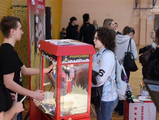 III Świętokrzyskie Targi Edukacyjne w Jędrzejowie (zdjęcia)