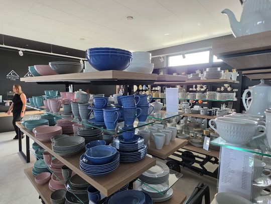 Dyrektor Marketingu i Sprzedaży Polskich Fabryk Porcelany „Ćmielów” i „Chodzież” w studiu Radia Rekord Świętokrzyskie.