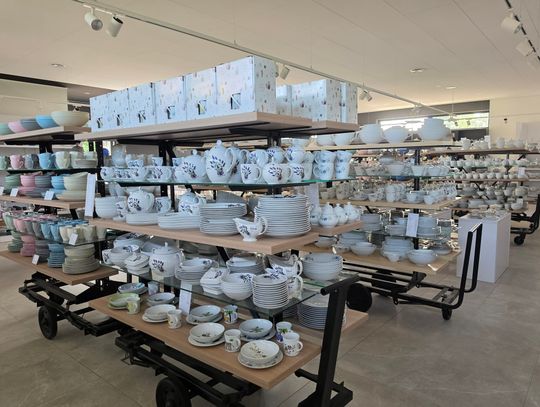 Dyrektor Marketingu i Sprzedaży Polskich Fabryk Porcelany „Ćmielów” i „Chodzież” w studiu Radia Rekord Świętokrzyskie.