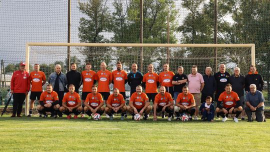 KSZO Oldboys Ostrowiec Św.  -Klimontowianka II Klimontów [ZDJĘCIA]