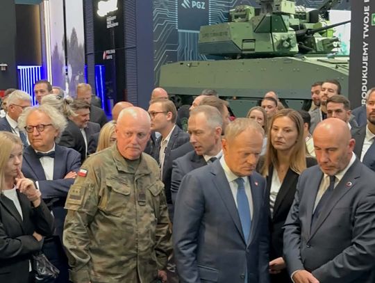 Premier Donald Tusk podczas czwartego dnia Międzynarodowego Salonu Przemysłu Obronnego MSPO 2026 w Kielcach