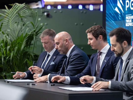 Premier Donald Tusk podczas czwartego dnia Międzynarodowego Salonu Przemysłu Obronnego MSPO 2026 w Kielcach