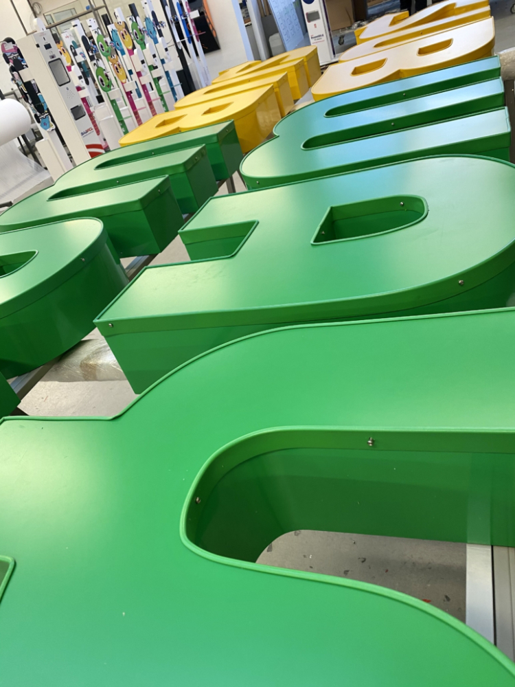 graffico-producent-reklam-swietlnych