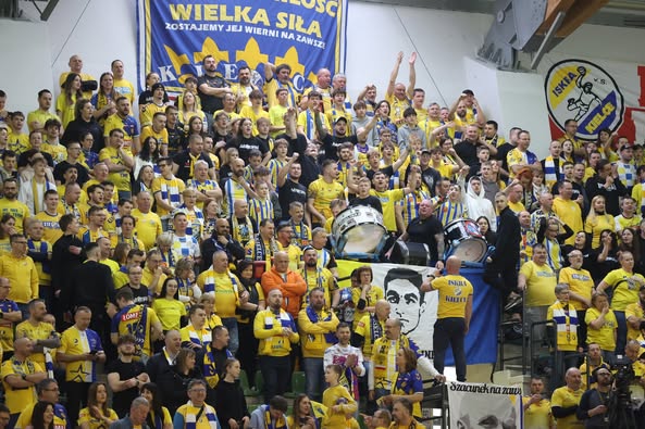 482250105_3466424103490959_908689399754750568_n